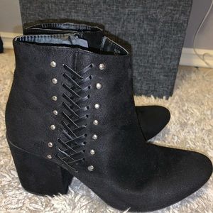 Women’s ankle boots